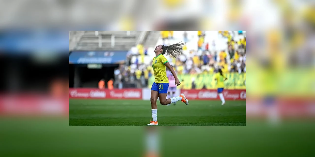 Amistoso: seleção feminina vira 2 vezes contra Japão e vence por 4 a 3