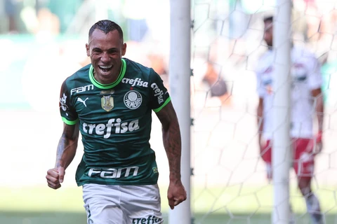 Palmeiras vence Fluminense e mantém vantagem na liderança do Brasileirão