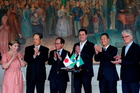 Vídeo: Ratinho Jr e Elizabeth anunciam Multinacional Nissin em Ponta Grossa