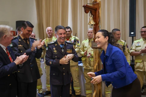 Com homenagens, Corpo de Bombeiros de Irati comemora 75 anos