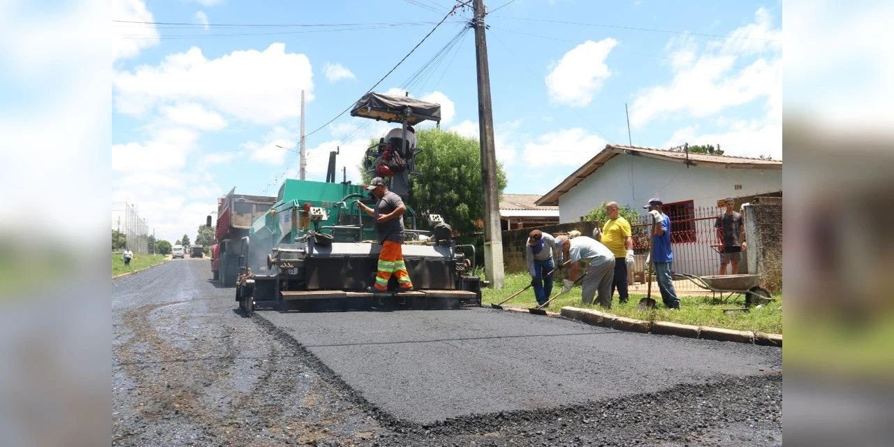 Prefeitura leva asfalto novo para o Jardim Castanheira