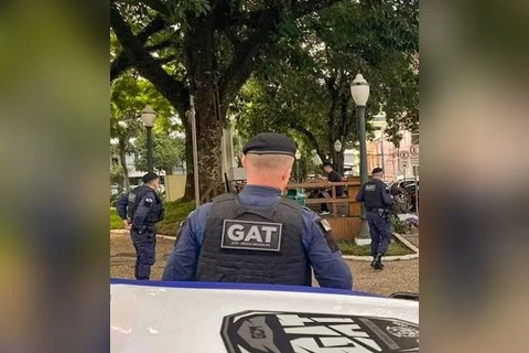 Homem é preso após ser flagrado filmando partes íntimas de mulher no terminal central de PG