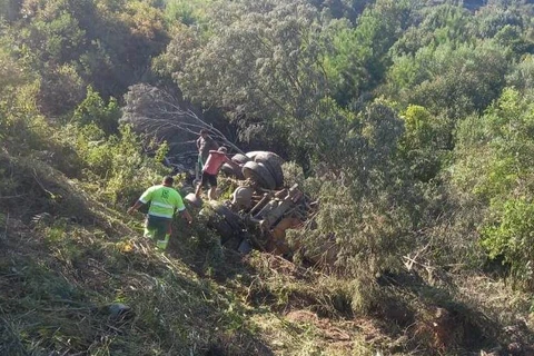 Caminhoneiro morre em grave acidente na BR-277, em Porto Amazonas