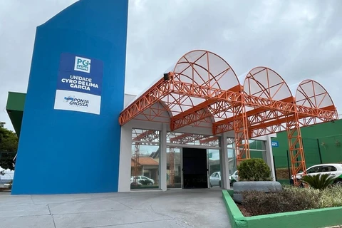 Prefeita Elizabeth entrega revitalização da Unidade de Saúde Cyro de Lima Garcia