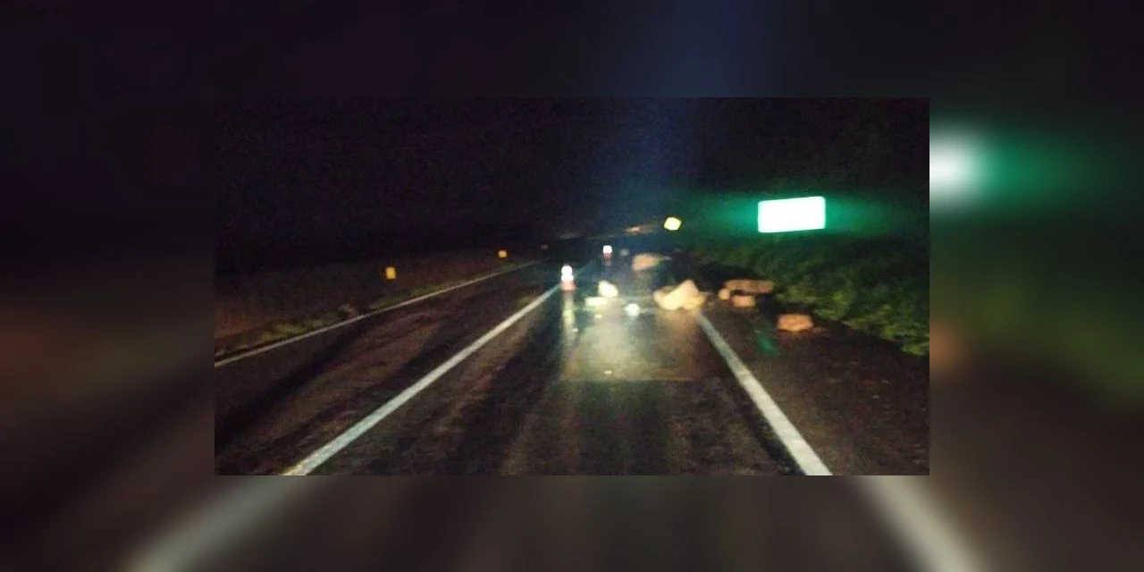 PRF interdita BR-277 após deslizamentos de pedras; não há previsão de liberação