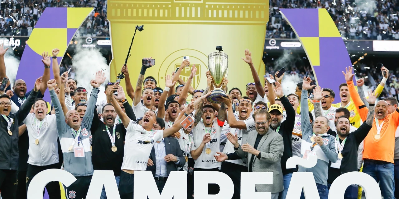 Corinthians vence Cruzeiro por 1 a 0 e é campeão da Copinha pela 11ª vez