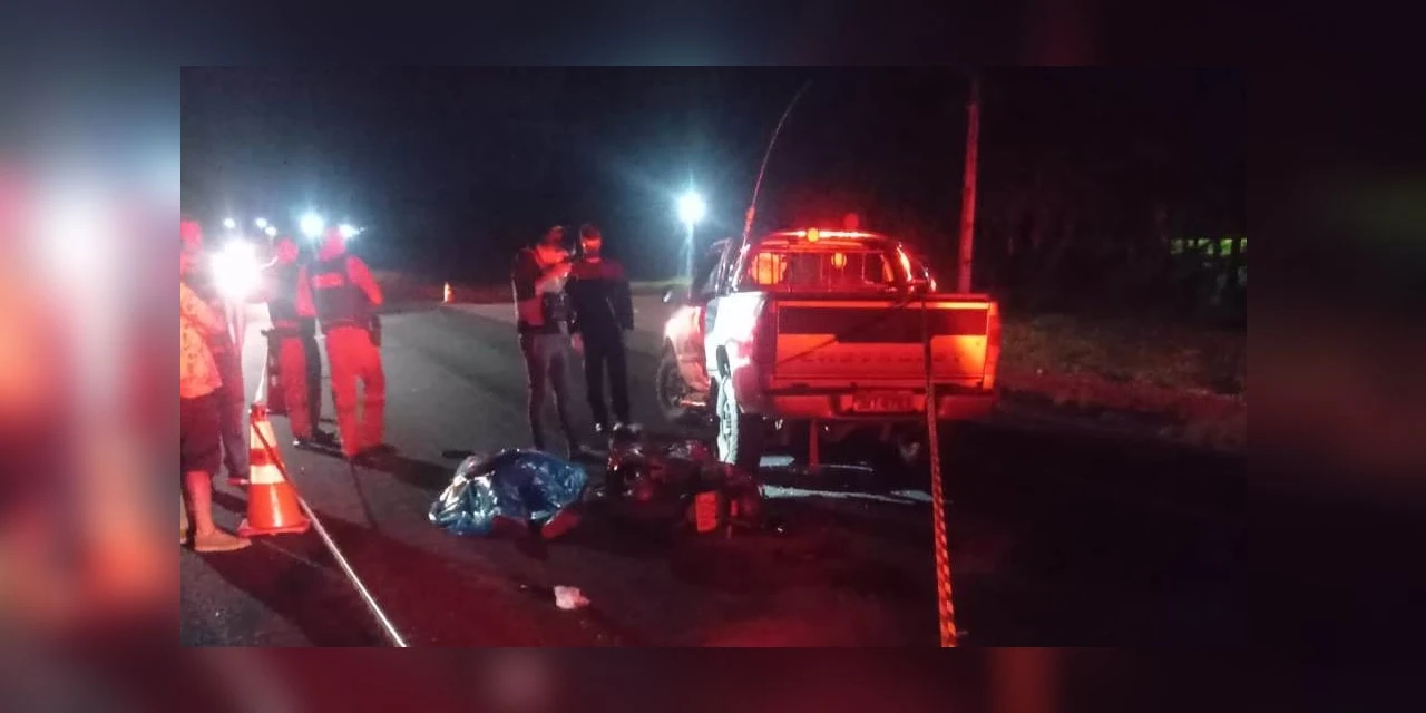 Colisão entre motocicleta e camioneta termina em morte na PR-090, em Piraí do Sul