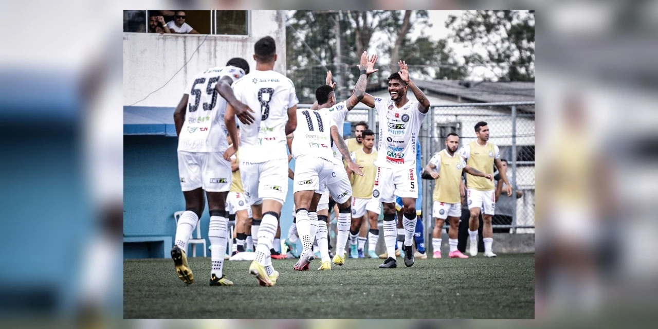 Operário vence o Independente São Joseense pela 7ª rodada do Paranaense