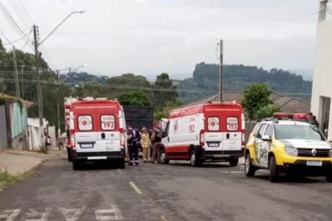 Caminhão dispara e mulher morre atropelada em Teixeira Soares