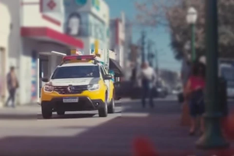 Mulher com mandado de prisão pelos crimes de furto e receptação é presa no centro