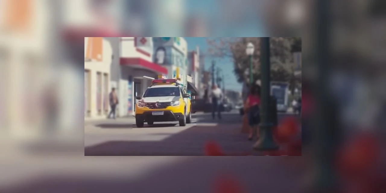 Mulher com mandado de prisão pelos crimes de furto e receptação é presa no centro