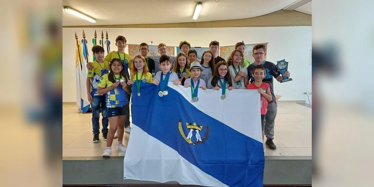 Enxadristas de PG conquistam título inédito no Circuito Regional