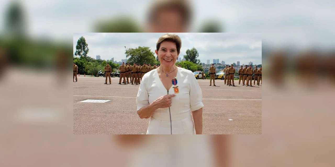 Prefeita Elizabeth recebe Medalha Heróis dos Campos Gerais