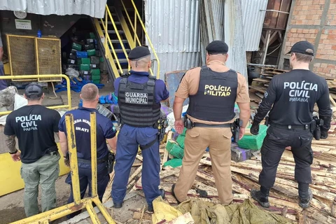 PCPR e PMPR realizam incineração de quatro toneladas de drogas apreendidas, em Irati