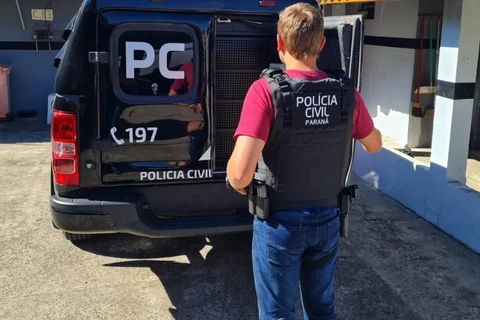 Polícia prende homem por descumprir medidas protetivas contra a ex-companheira, em Irati