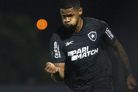 Botafogo empata com Bragantino e vai à fase de grupos da Libertadores