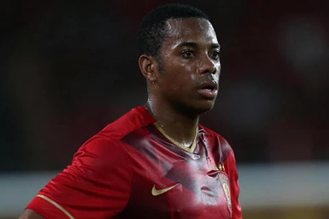 Robinho é preso pela Polícia Federal e vai cumprir pena de 9 anos em regime fechado por estupro