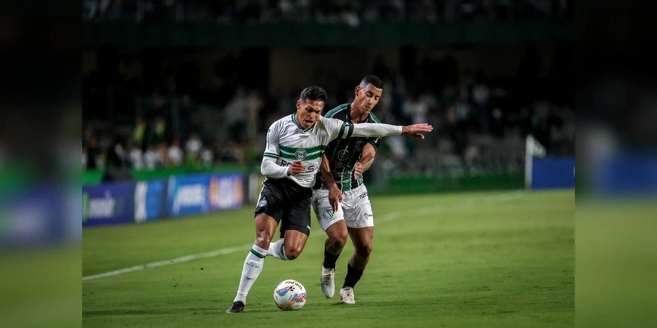 Maringá FC empata com o Coritiba e vai a final do Campeonato Paranaense