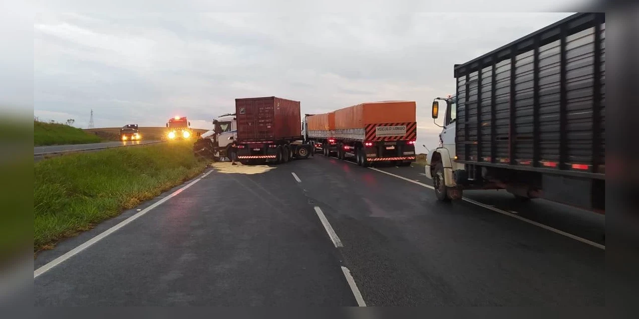 Pane em veículo causa acidente com morte na BR-376 em Ponta Grossa