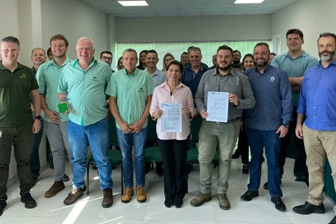 Prefeitura e NDI assinam contrato de empreitada para pavimentação em concreto