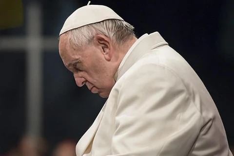 Vaticano diz "não" a mudanças de sexo e teoria de gênero