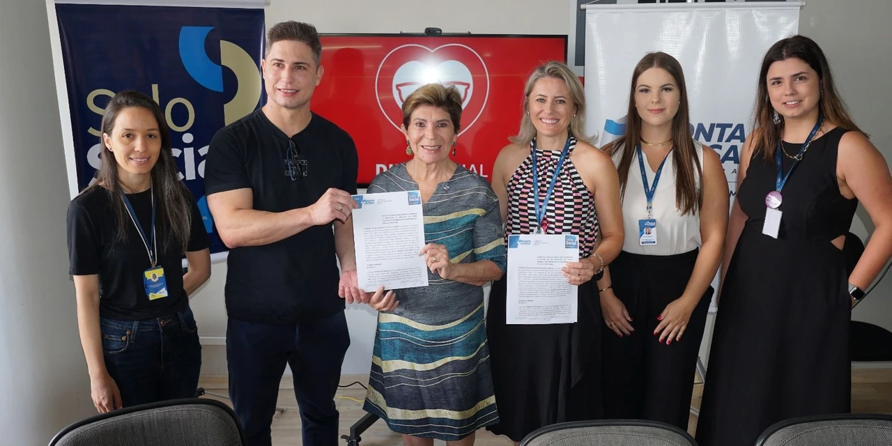 Parceria entre Prefeitura e Óticas Diniz garante óculos para crianças, idosos e mulheres vítimas de violência