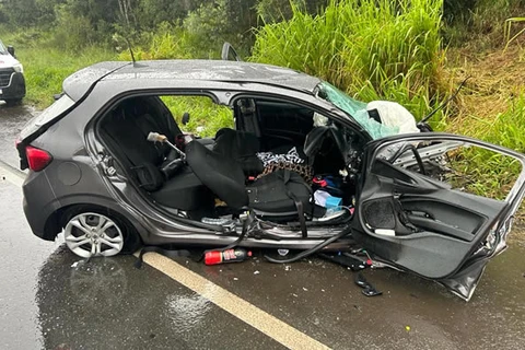 Acidente em Palmeira faz três vitimas fatais e deixa outras quatro gravemente feridas