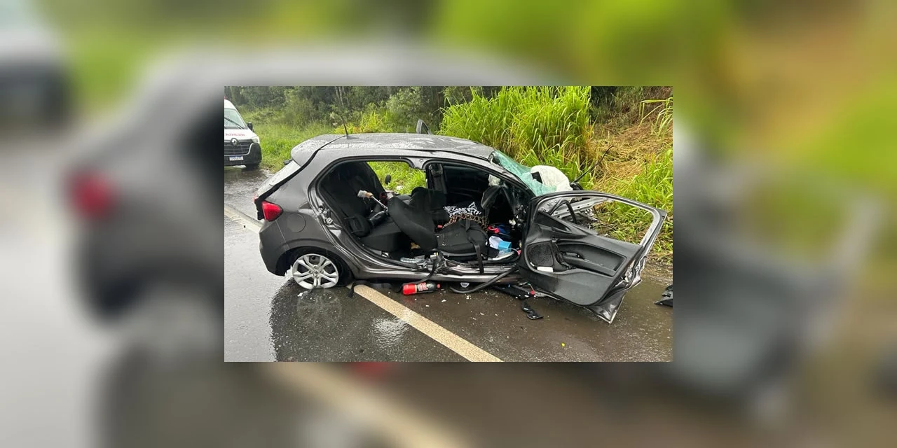 Acidente em Palmeira faz três vitimas fatais e deixa outras quatro gravemente feridas