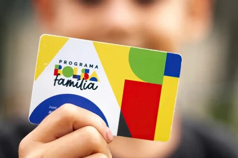 Caixa paga Bolsa Família a beneficiários com NIS de final 4