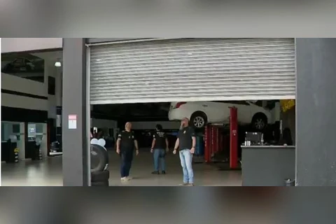 Loja de pneus investigada por danificar propositalmente carros de clientes fecha acordo para devolver dinheiro a consumidores