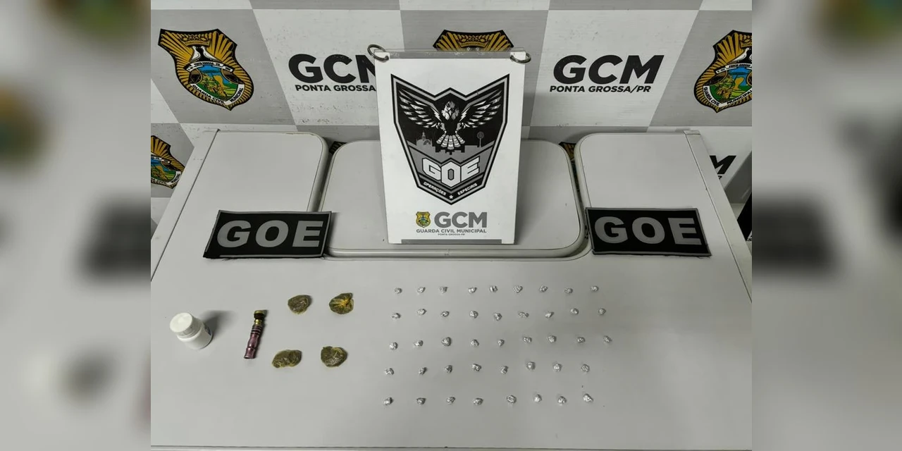 Suspeito de trafico foge da GCM e deixa pote com drogas em PG