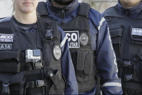 Gaeco cumpre mandados de busca e apreensão em operação sobre possíveis fraudes em leilões judiciais, em Londrina