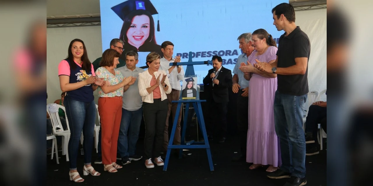 CMEI recebe nome de professora vítima de acidente de transito em Ponta Grossa