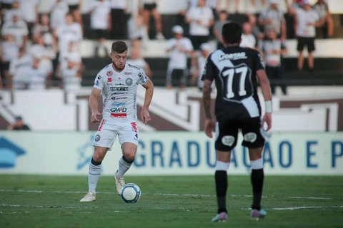 Operário sofre empate da Ponte Preta no final do jogo pela Série B