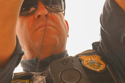 Guardas municipais começam a usar câmeras de vídeo nos uniformes