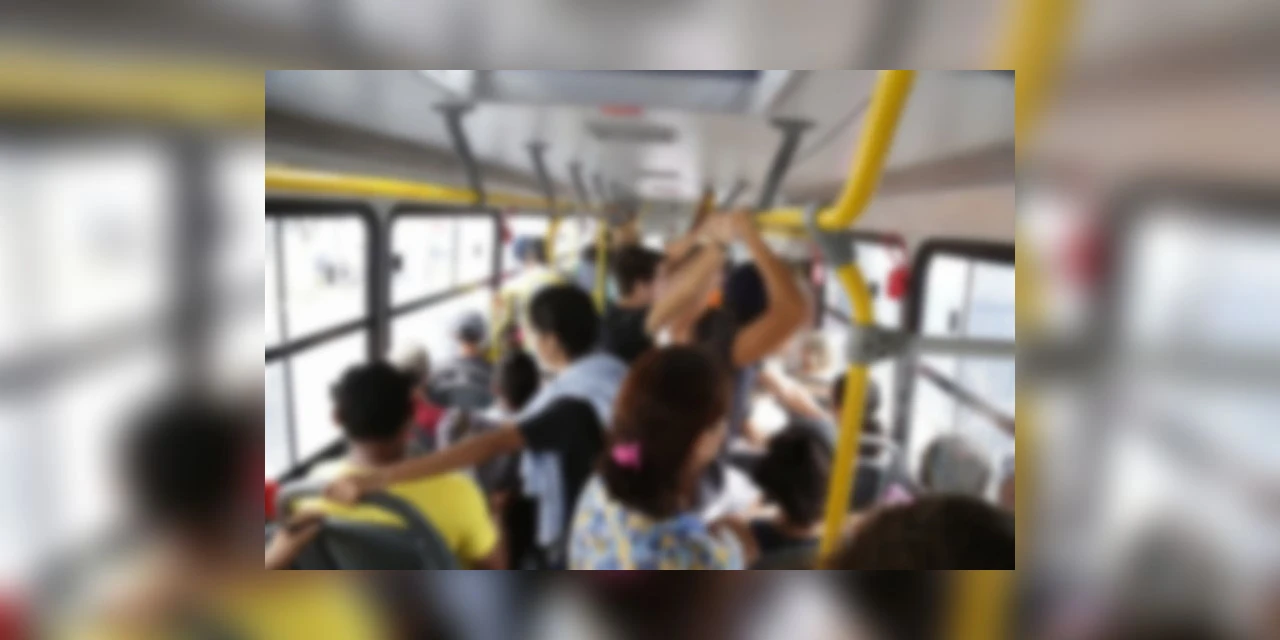 Aprovado projeto que protege mulheres de assédio e importunação sexual nos ônibus
