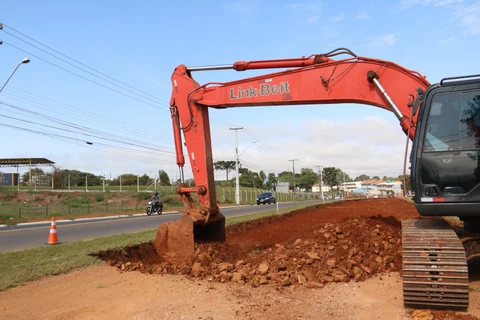 Prefeitura inicia obras de duplicação da Rua Valério Ronchi