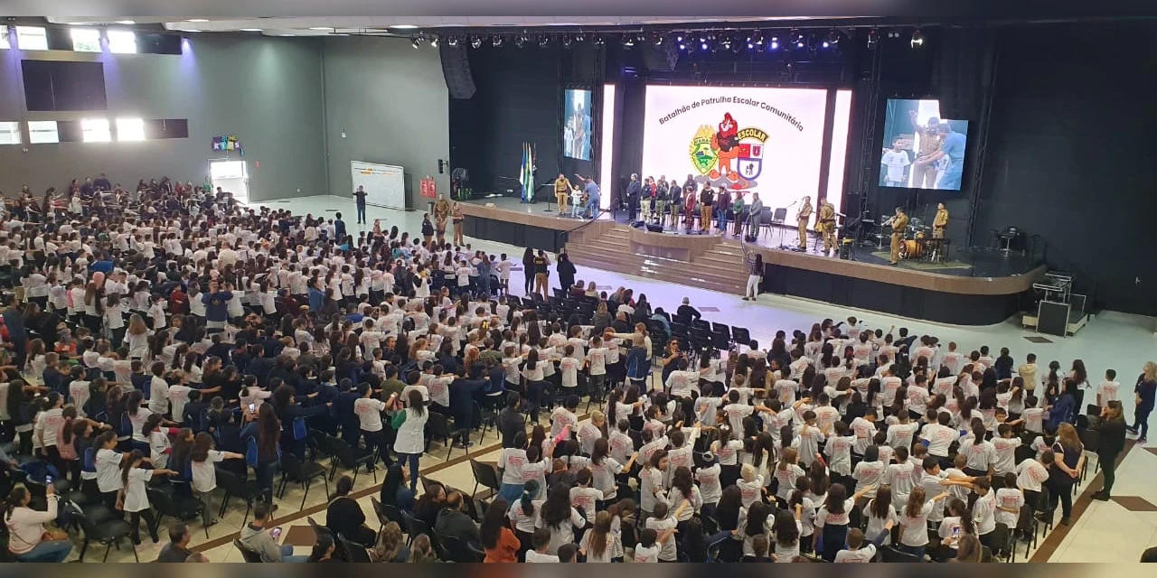 Prefeitura e Proerd formam 1,1 mil alunos contra as drogas e violência