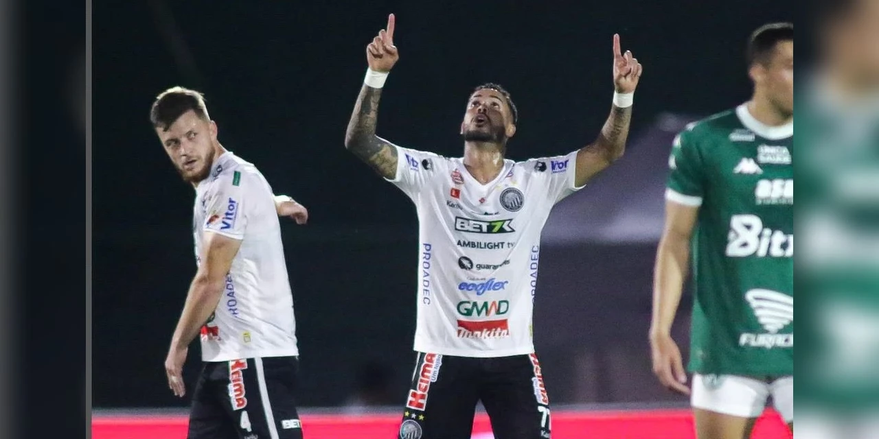 Operário vence o Guarani fora de casa e fica a dois pontos do líder