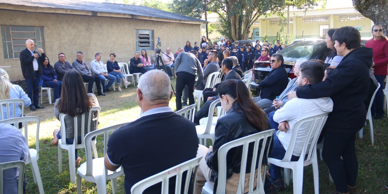 Prefeitura recebe área do Iapar para uso da comunidade da Vila Jamil