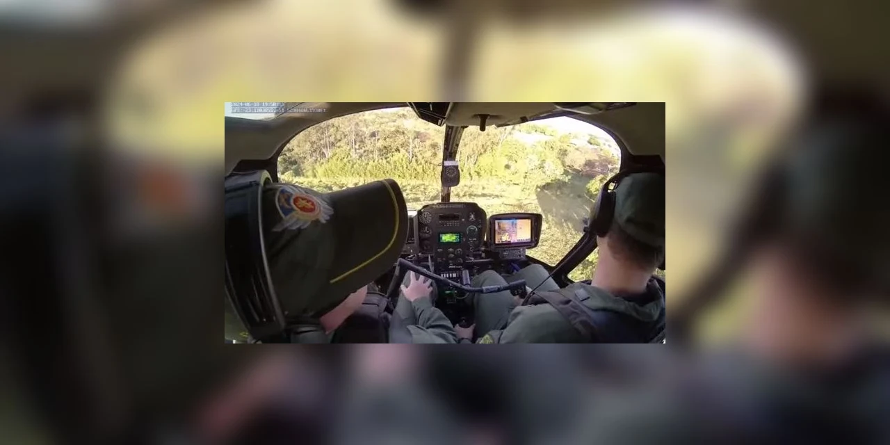 Helicóptero Falcão da PM ajuda PF a interceptar aeronave com 243 kg de cocaína