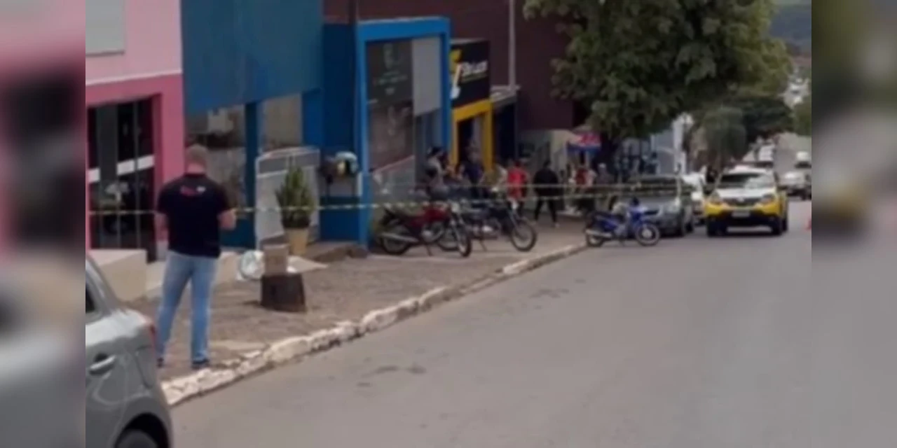 Jovem mata uma policial, comete suicídio e sua mãe morre ao ver o crime