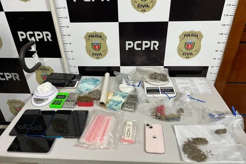 ‘Operação Advertência’ prende trio com drogas, armas e dinheiro na região