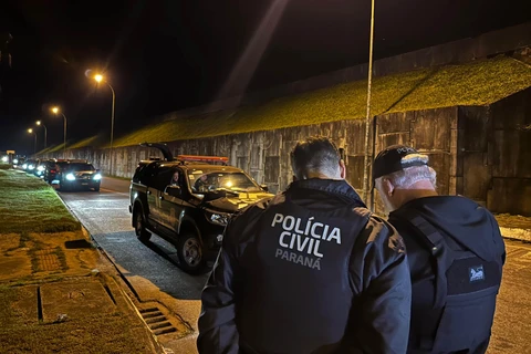 Megaoperação da PCPR cumpre 138 mandados contra grupo de traficantes do Litoral