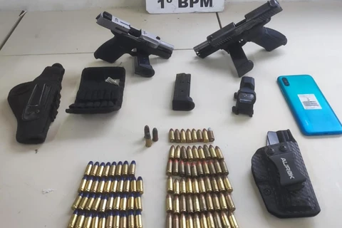 Após denúncia, polícia apreende duas armas de fogo e munições na Chapada