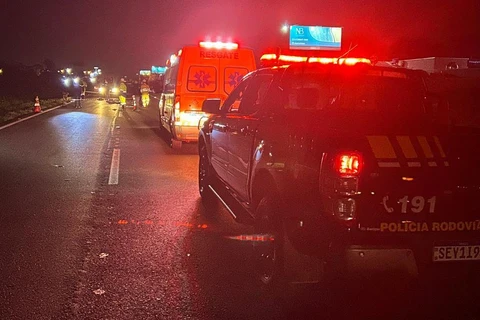 Jovem morre atropelada na BR-277 em Campo Largo; motorista fugiu do local