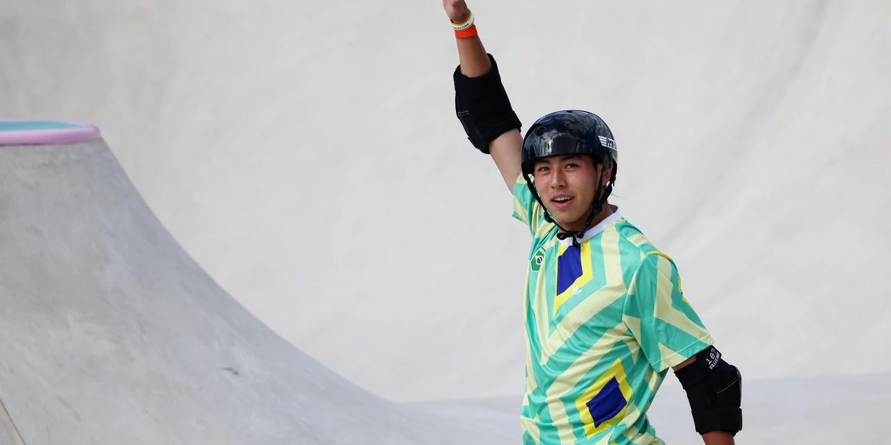 Paranaense Augusto Akio é bronze no Skate Park
