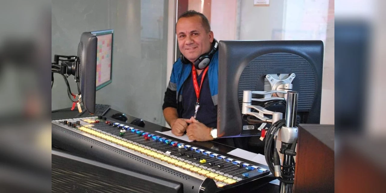 Sonoplasta da Rádio Tupi morre durante programa no Rio