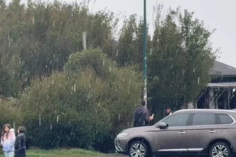 Neve cai em Santa Catarina pela segunda vez no ano