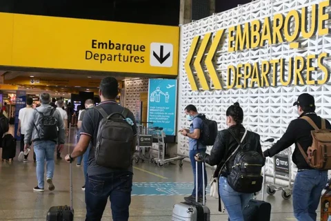 Sinais de radiofrequência causam interferência no aeroporto de Guarulhos